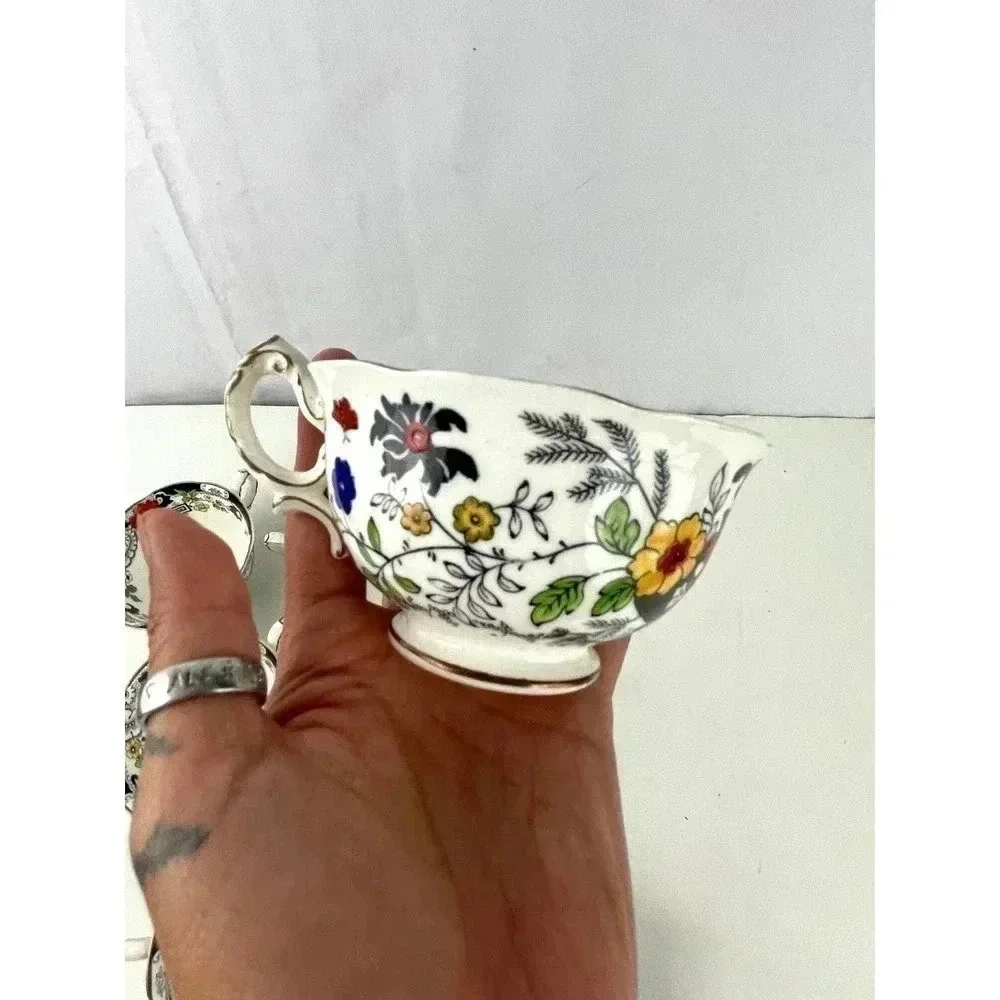 VTG Set of 7 Swansea Tea‎ Cups Floral Pattern Bone China Canton Gold Trim
